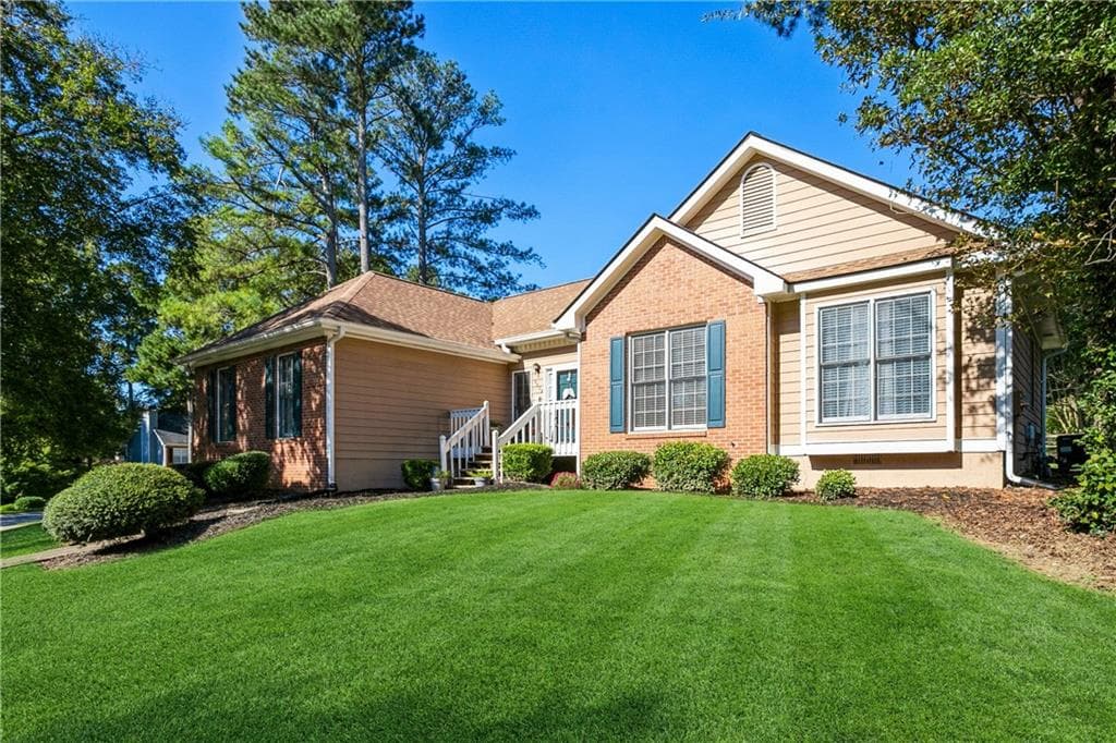 3 bedroom, 2 bathroom, 1,521 sq ft single family residence sold at 3302 Hillside Drive, Powder Springs, GA 30127