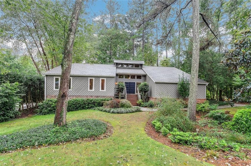4 bedroom, 4 bathroom, 3,950 sq ft single family residence sold at 7583 VAN EYCK Way, Atlanta, GA 30350