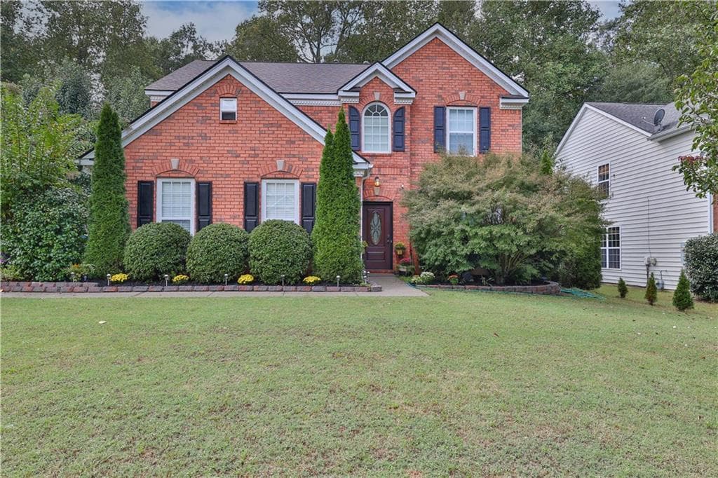 3 bedroom, 3 bathroom, 2,200 sq ft single family residence sold at 2228 SAINT ALBANS, Buford, GA 30519