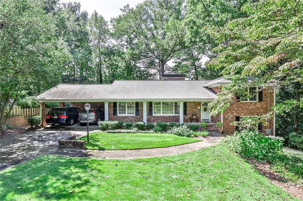 750 Starlight Drive, Atlanta, GA 30342 — most recent listing photo