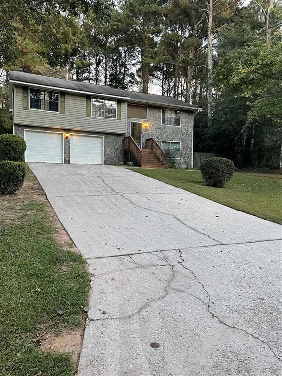 9064 Mandarin Drive, Jonesboro, GA 30236 — most recent listing photo