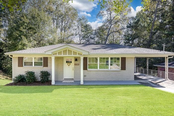 3 bedroom, 2 bathroom, 900 sq ft single family residence sold at 2085 Claude Street, Atlanta, GA 30318