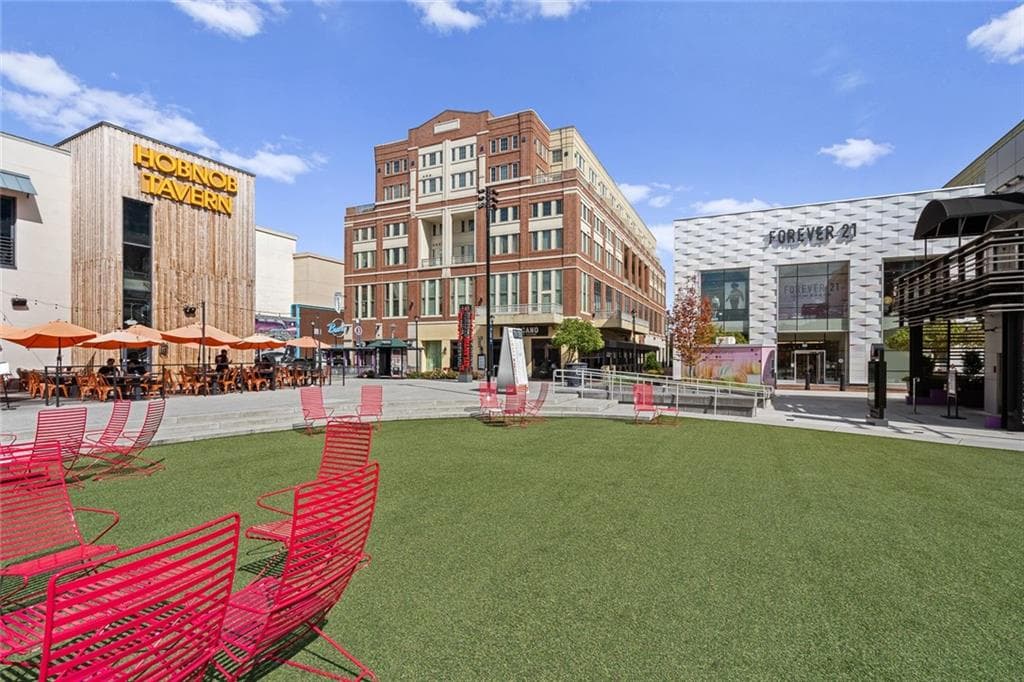 1 bedroom, 2 bathroom, 1,000 sq ft condominium sold at 232 19th Street, Atlanta, GA 30363