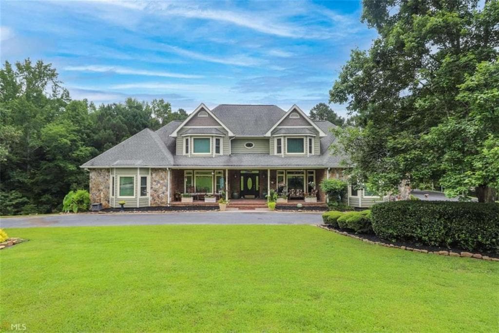 123 Oak Ridge Trail, Fayetteville, GA 30214 — most recent listing photo