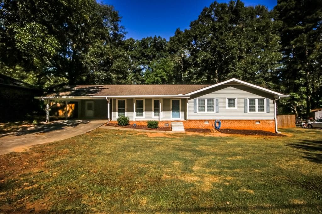 2011 N Oak Drive, Lawrenceville, GA 30044 — most recent listing photo