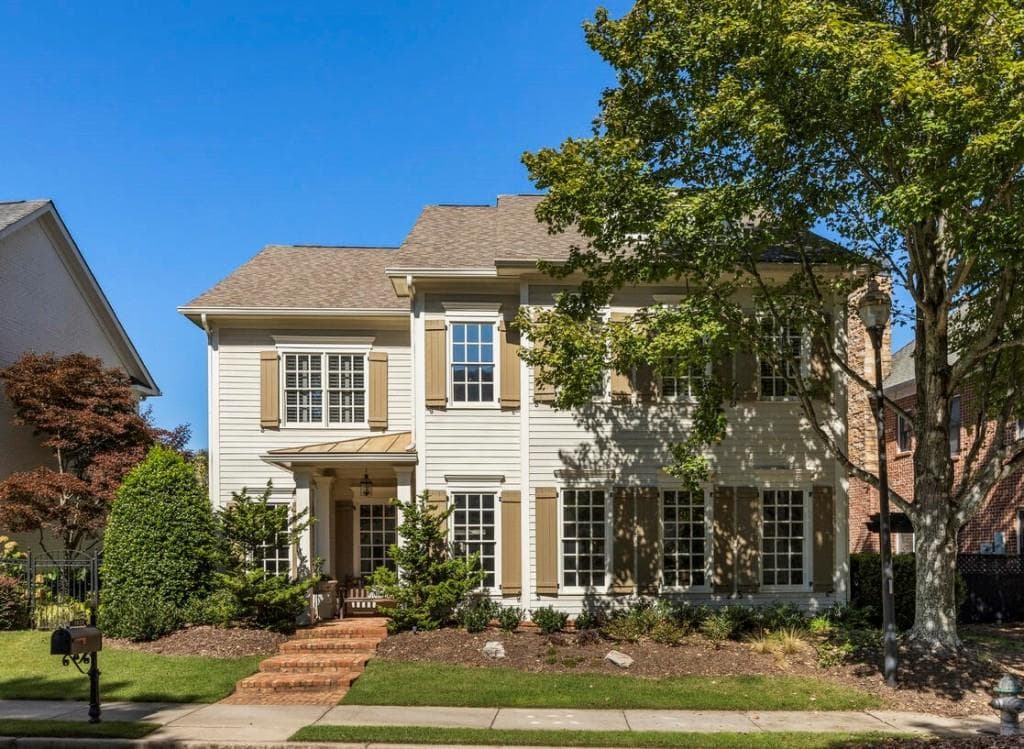 3 bedroom, 3 bathroom, 3,668 sq ft single family residence sold at 1030 Ambrose Avenue, Alpharetta, GA 30022