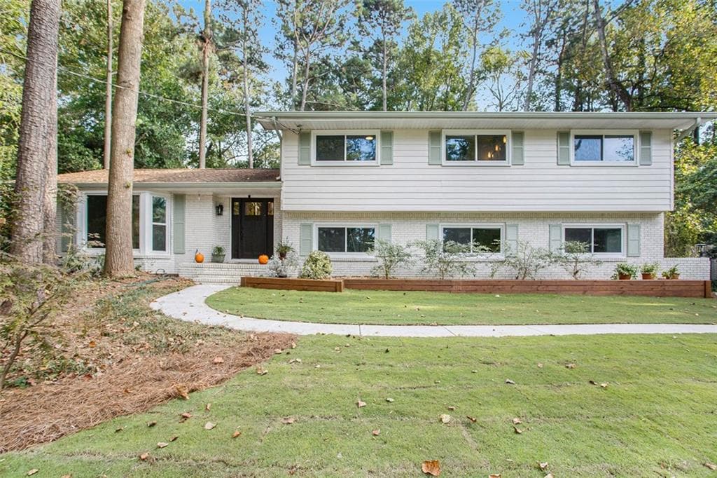 4 bedroom, 3 bathroom, 3,534 sq ft single family residence sold at 3285 CHASE Road, Atlanta, GA 30341