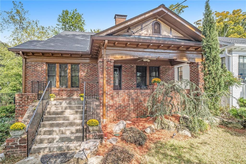 4 bedroom, 3 bathroom, 2,723 sq ft single family residence sold at 594 Cumberland Road, Atlanta, GA 30306