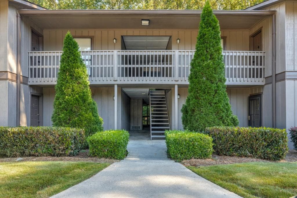 318 Smokerise Circle, Marietta, GA 30067 — most recent listing photo