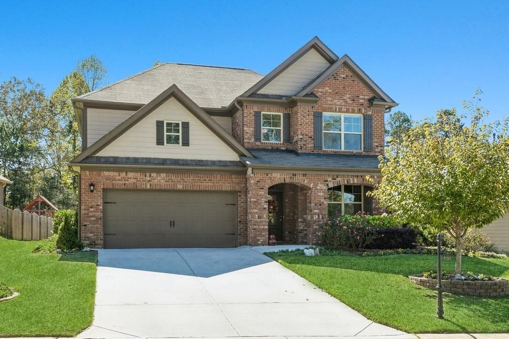 5785 Carruth Lake Drive, Cumming, GA 30028 — most recent listing photo