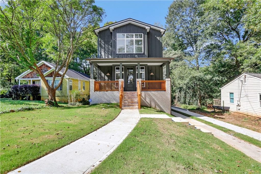 5 bedroom, 4 bathroom single family residence sold at 640 Glendale Road, Scottdale, GA 30079