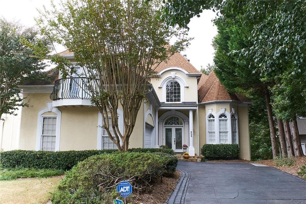 5 bedroom, 5 bathroom, 3,944 sq ft single family residence sold at 355 DRIVER CIRCLE Court, Alpharetta, GA 30022