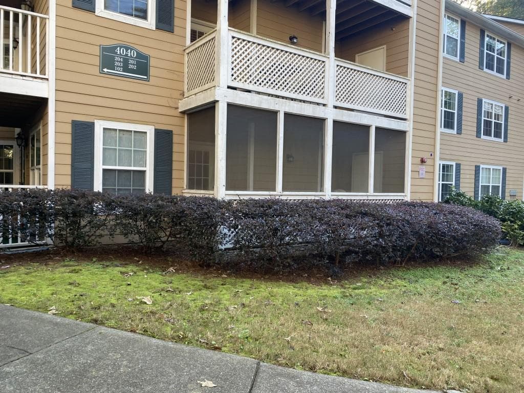 4040 SE Riverlook Parkway 102, Marietta, GA 30067 — most recent listing photo