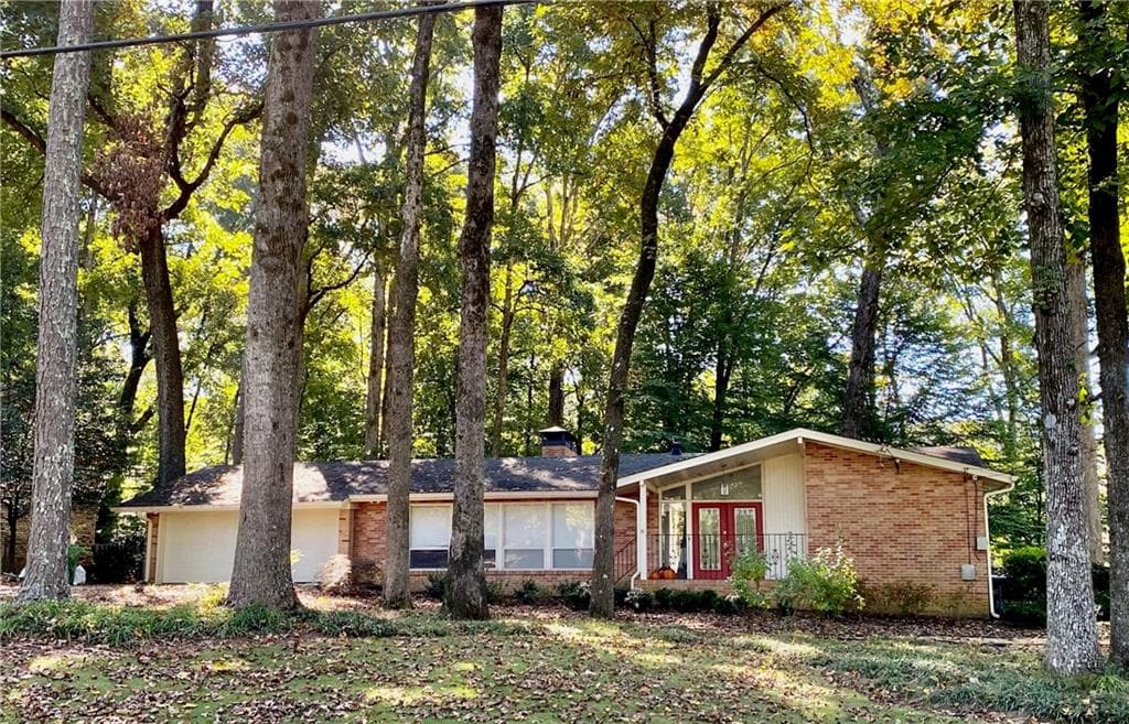 2415 Woodleaf Lane, Decatur, GA 30033 — most recent listing photo