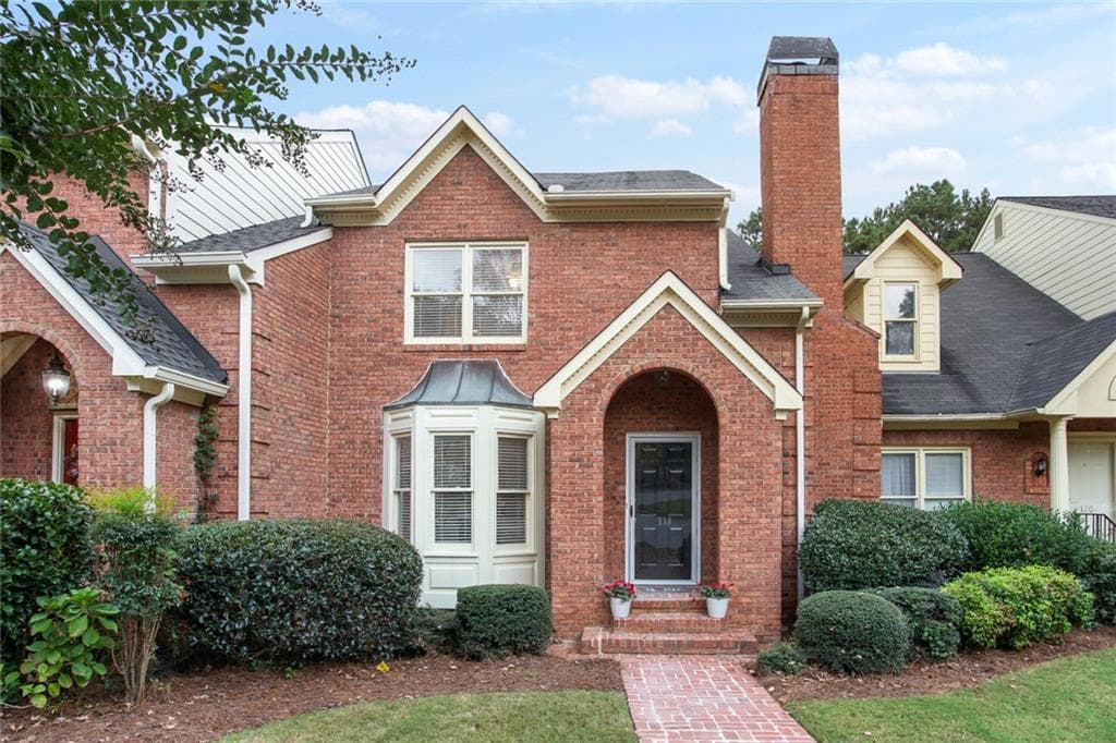 3 bedroom, 3 bathroom, 2,078 sq ft townhouse sold at 110 Holcomb Court, Alpharetta, GA 30022