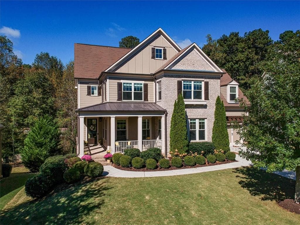 5 bedroom, 4 bathroom, 3,469 sq ft single family residence sold at 121 Hedgewood Lane, Canton, GA 30115