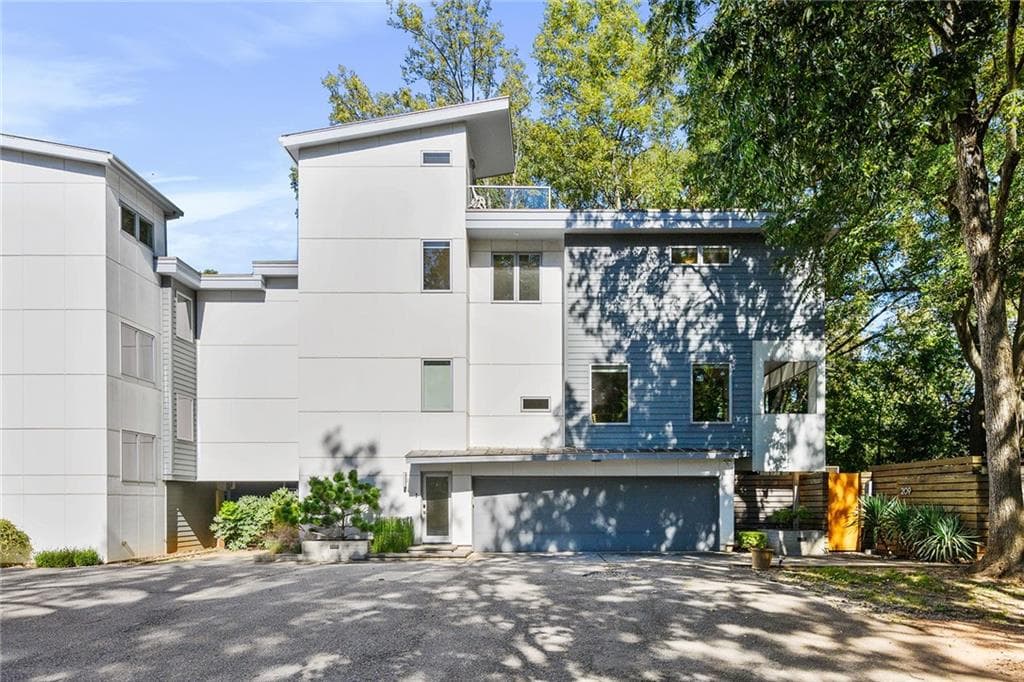 3 bedroom, 3 bathroom, 1,937 sq ft single family residence sold at 209 Marion Place, Atlanta, GA 30307