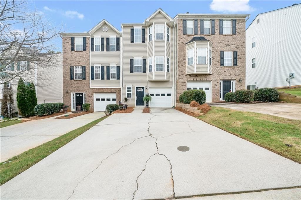 2 bedroom, 3 bathroom, 1,736 sq ft townhouse sold at 4928 Oak Meadow Lane, Oakwood, GA 30566