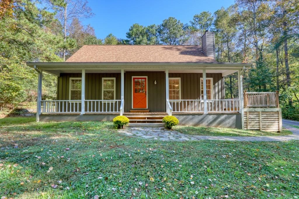821 Sycamore Drive, Canton, GA 30115 — most recent listing photo