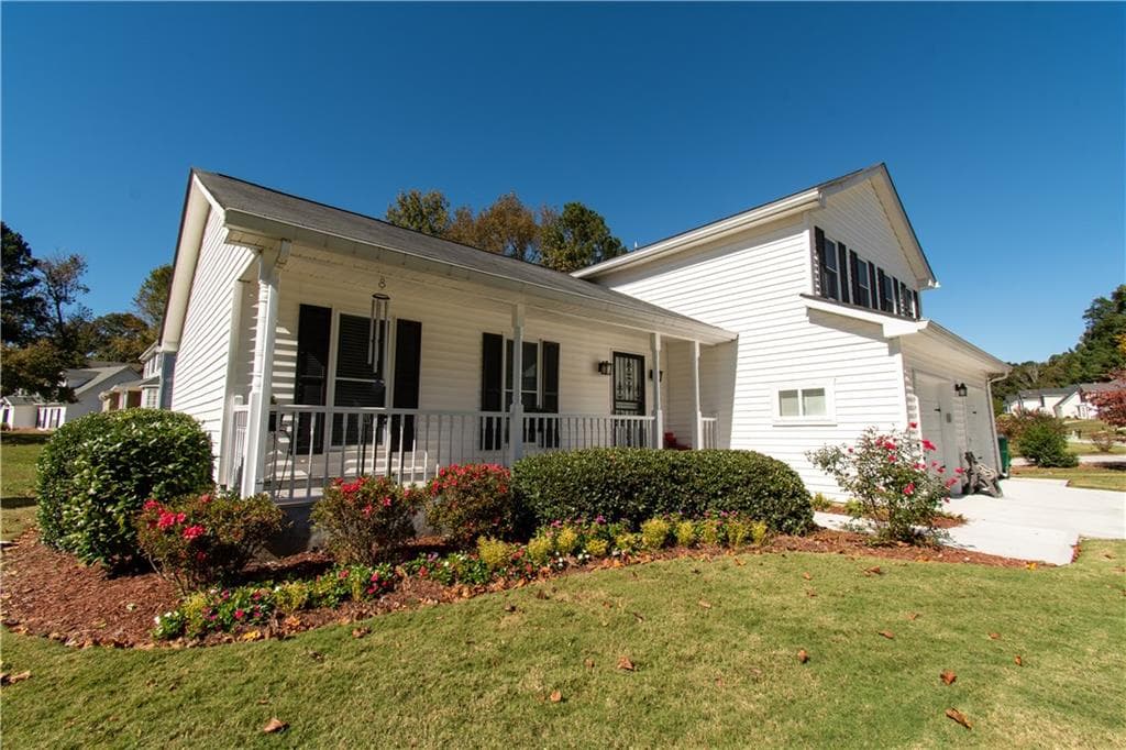 984 Redan Trace, Stone Mountain, GA 30088 — most recent listing photo