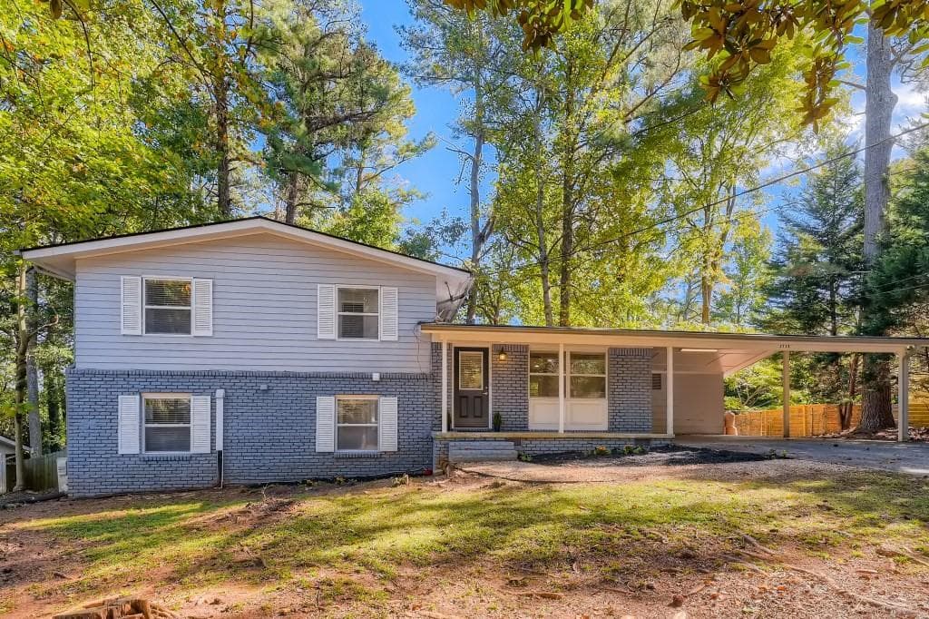 2733 Esquire Way, Tucker, GA 30084 — most recent listing photo