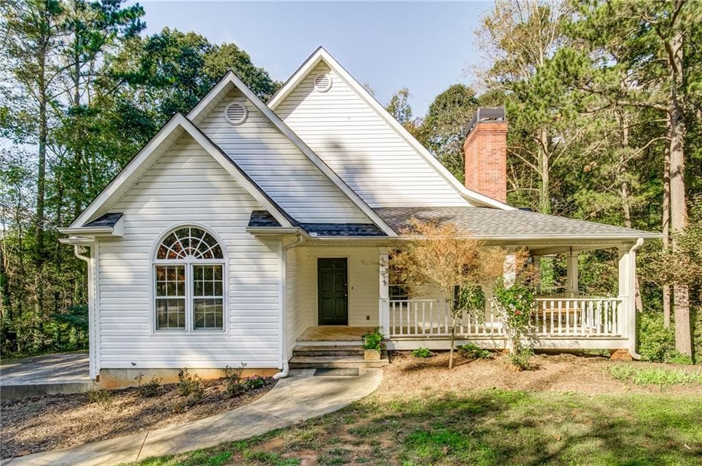 3 bedroom, 2 bathroom, 1,587 sq ft single family residence sold at 808 Stover Road, Canton, GA 30115