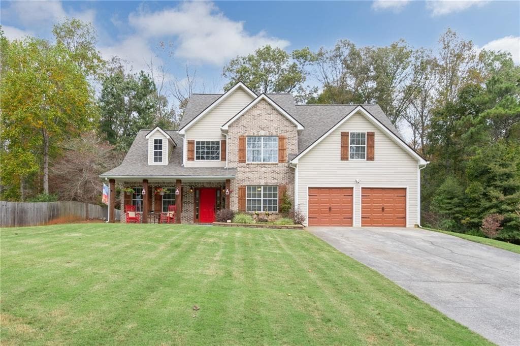 4 bedroom, 3 bathroom, 2,716 sq ft single family residence sold at 589 Silverleaf Lane, Dallas, GA 30157