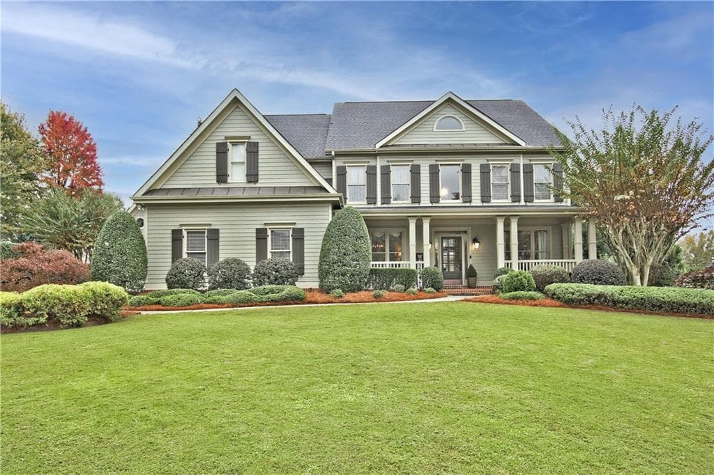 4 bedroom, 4 bathroom, 3,422 sq ft single family residence sold at 5010 Rosedown Place, Roswell, GA 30076