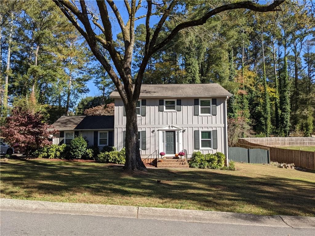 4 bedroom, 3 bathroom, 2,088 sq ft single family residence sold at 3492 Autumn Ridge Parkway, Marietta, GA 30066