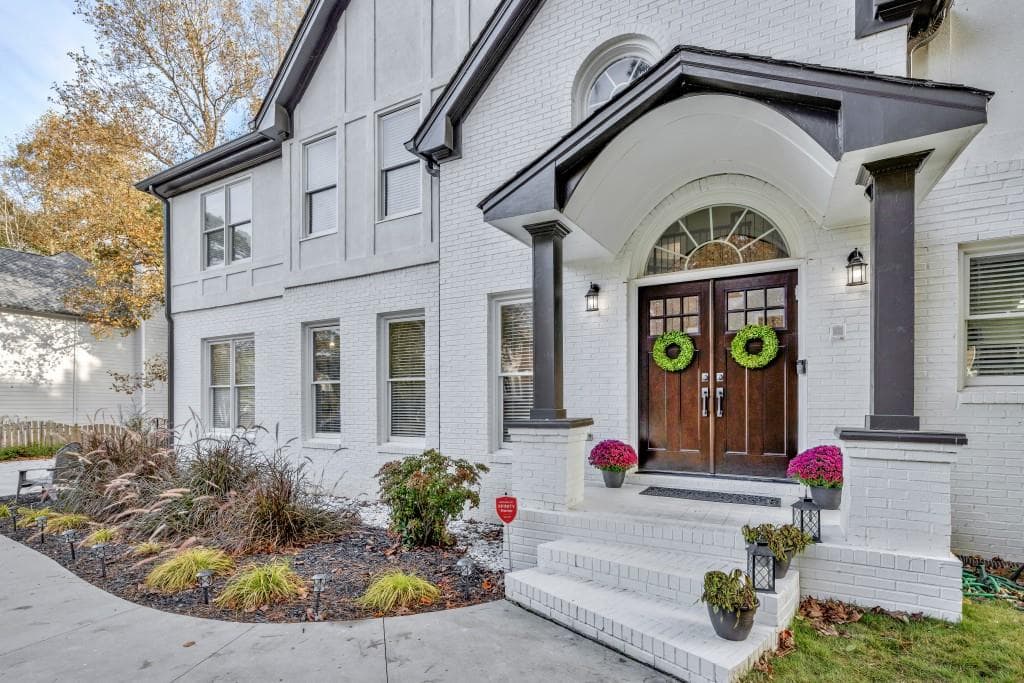 10005 Groomsbridge Road, Johns Creek, GA 30022 — most recent listing photo