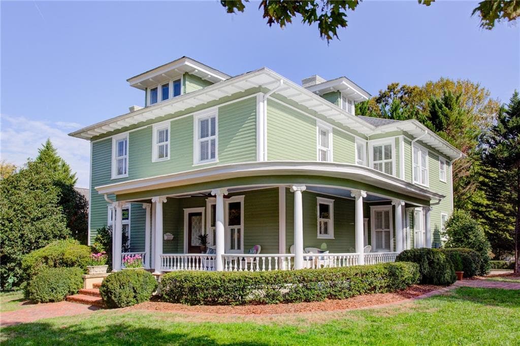 6 bedroom, 5 bathroom, 7,585 sq ft single family residence sold at 213 Elizabeth Street, Atlanta, GA 30307