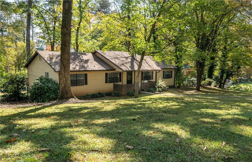 3 bedroom, 2 bathroom, 2,496 sq ft single family residence sold at 331 Lake Forest Drive, Acworth, GA 30102