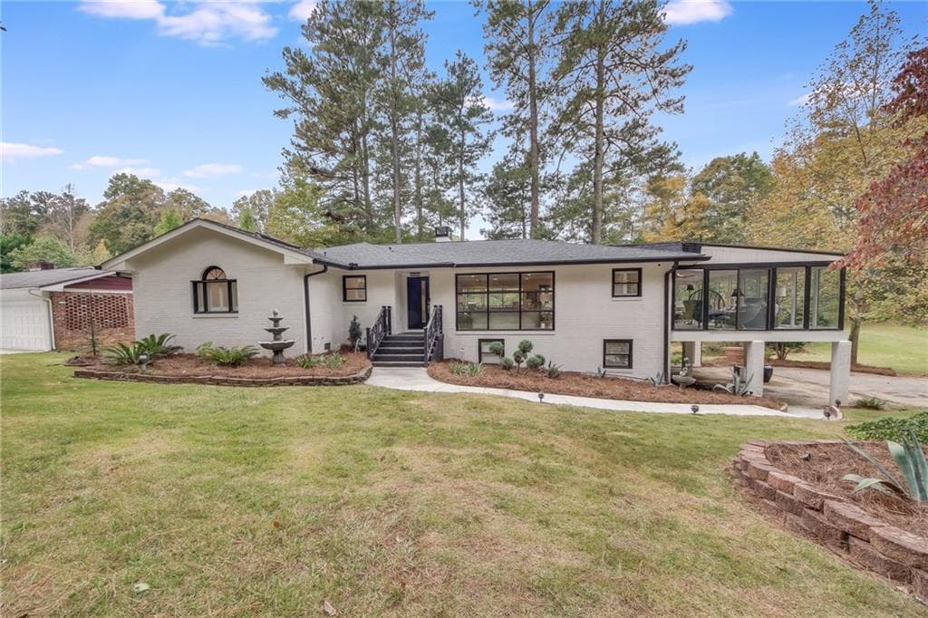 1375 Loch Lomond Trail, Atlanta, GA 30331 — most recent listing photo