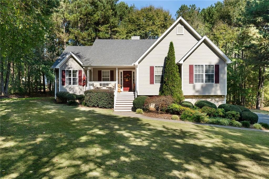 3 bedroom, 2 bathroom, 1,804 sq ft single family residence sold at 24 Walnut Lane, Cartersville, GA 30121