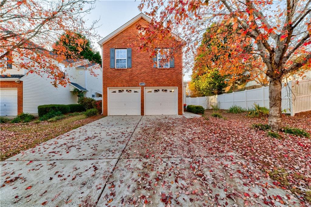 3 bedroom, 3 bathroom, 1,386 sq ft single family residence sold at 13402 Harpley Court, Alpharetta, GA 30004