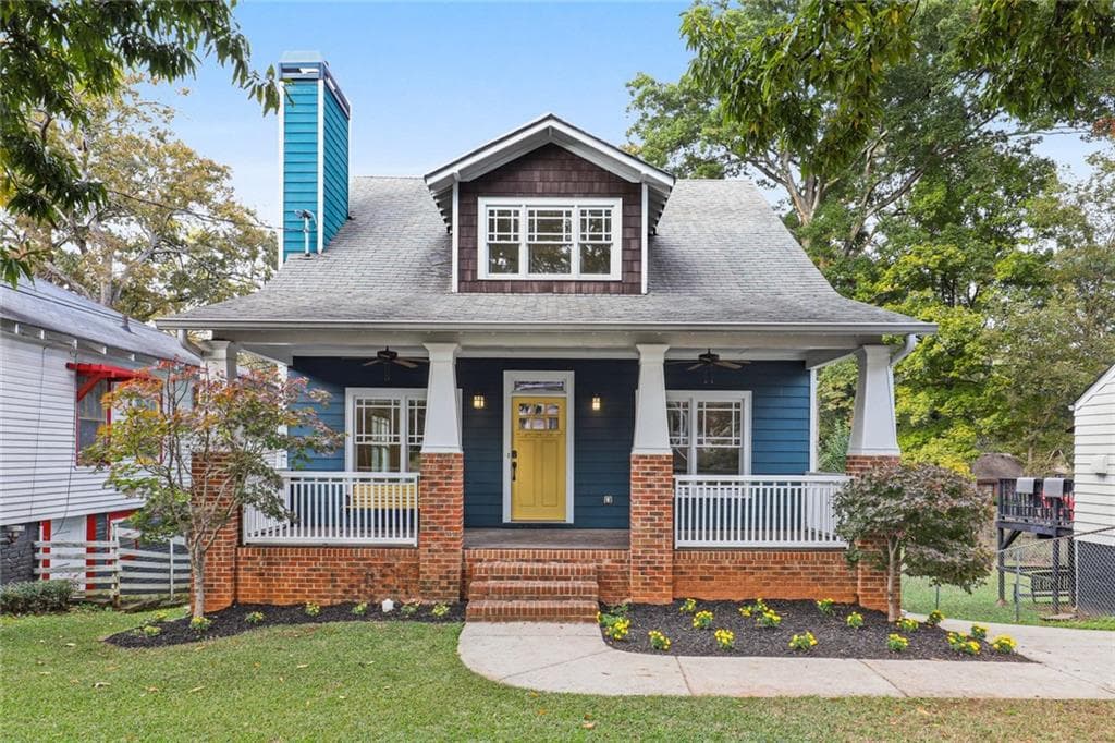 3 bedroom, 2 bathroom, 1,462 sq ft single family residence sold at 983 Burns Drive, Atlanta, GA 30310