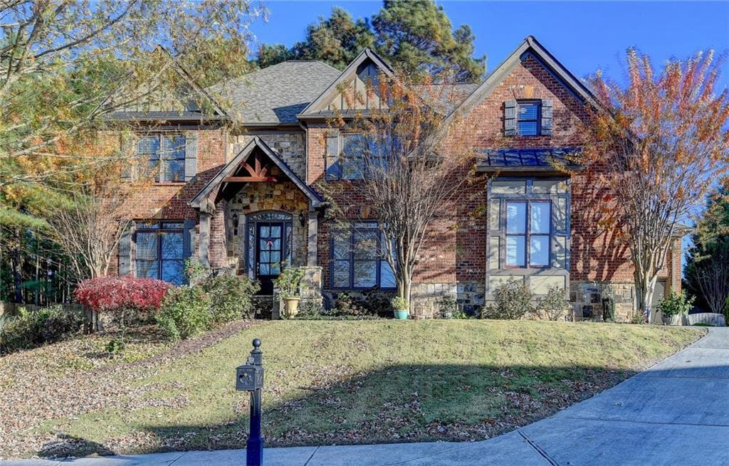 5 bedroom, 4 bathroom, 3,571 sq ft single family residence sold at 2586 Summer Song Way, Buford, GA 30519