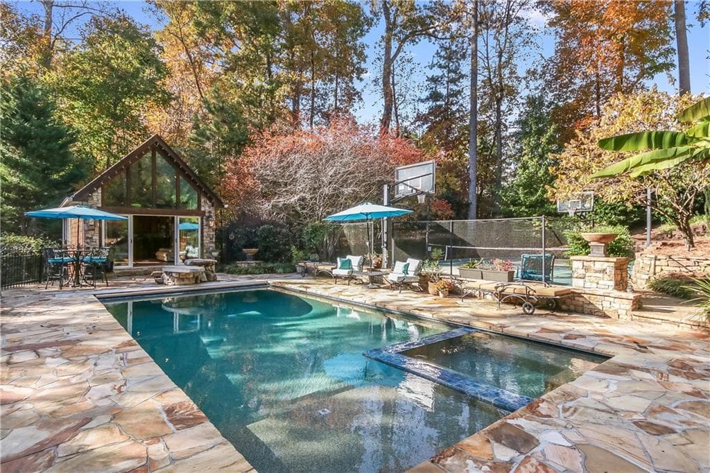 6 bedroom, 6 bathroom, 5,512 sq ft single family residence sold at 650 Forest Hills Drive, Atlanta, GA 30342