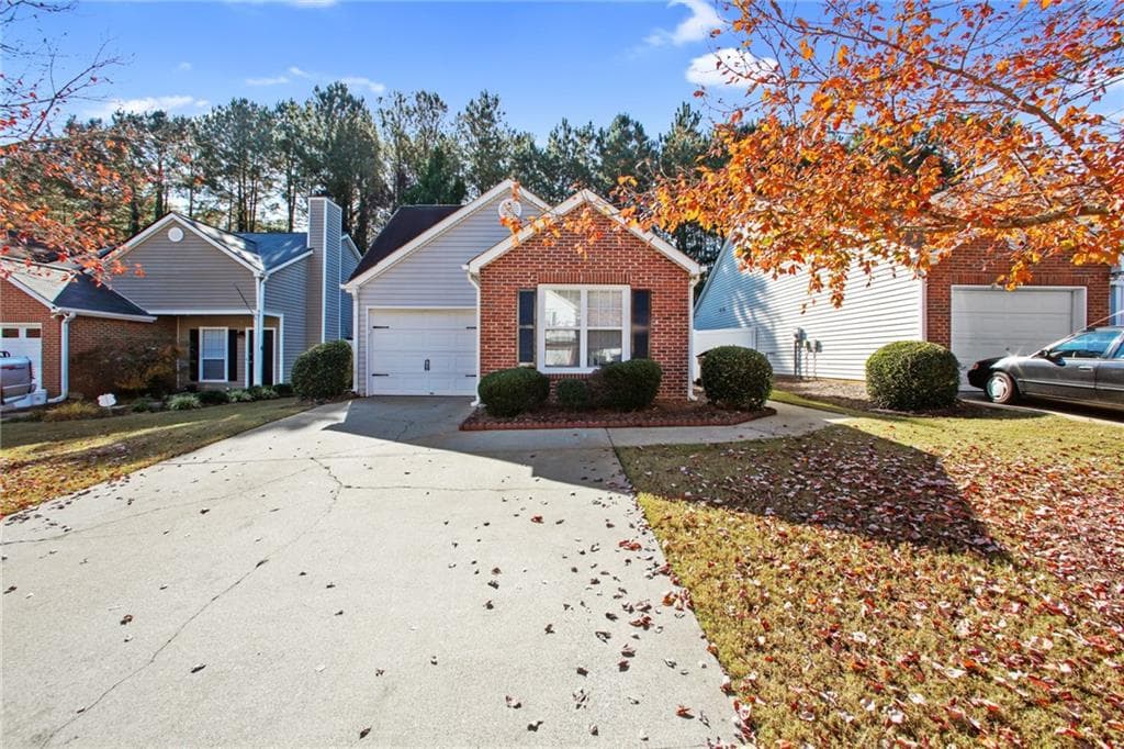 2 bedroom, 2 bathroom, 1,034 sq ft single family residence sold at 304 Paxton Court, Woodstock, GA 30188