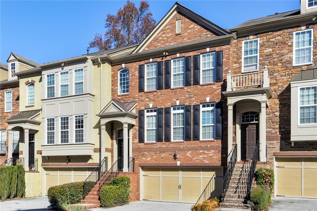3 bedroom, 4 bathroom, 2,220 sq ft townhouse sold at 888 West Road, Atlanta, GA 30324