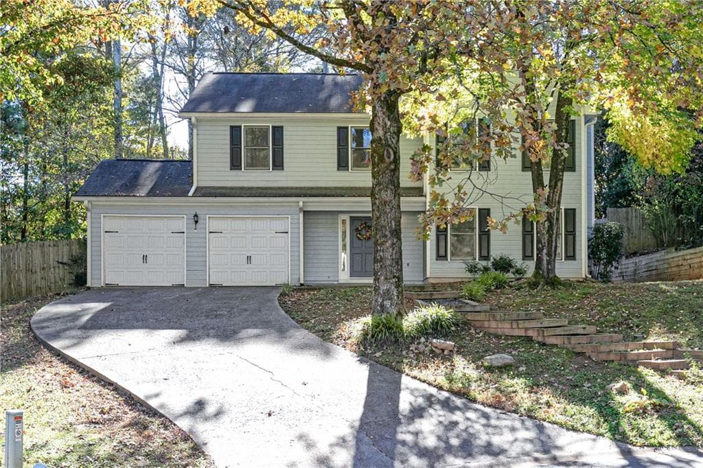 3 bedroom, 3 bathroom, 1,818 sq ft single family residence sold at 1129 Green Meadow Court, Acworth, GA 30102