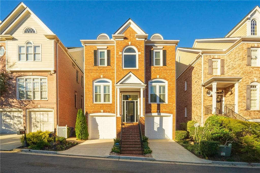 1111 Valley Overlook Drive, Atlanta, GA 30324 — most recent listing photo