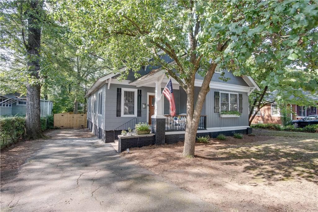 1724 John Calvin Avenue, College Park, GA 30337 — most recent listing photo