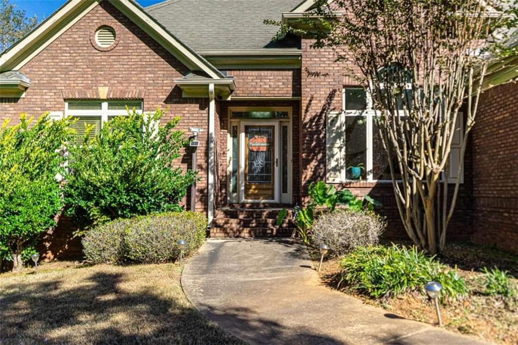 4 bedroom, 4 bathroom, 4,302 sq ft single family residence sold at 1990 Buford Dam Road, Buford, GA 30518