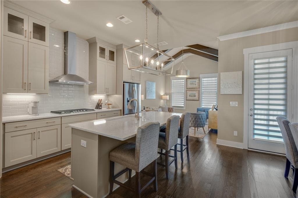 3 bedroom, 4 bathroom, 2,636 sq ft townhouse sold at 238 Dawson Drive, Woodstock, GA 30188