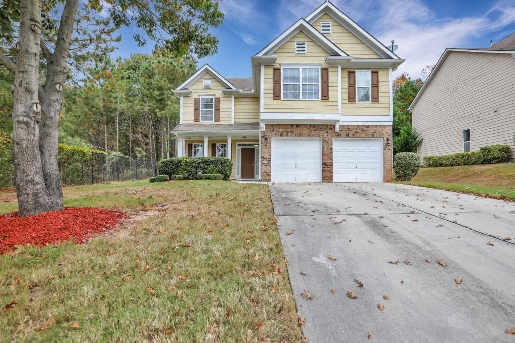 8942 Crestview Circle, Union City, GA 30291 — most recent listing photo