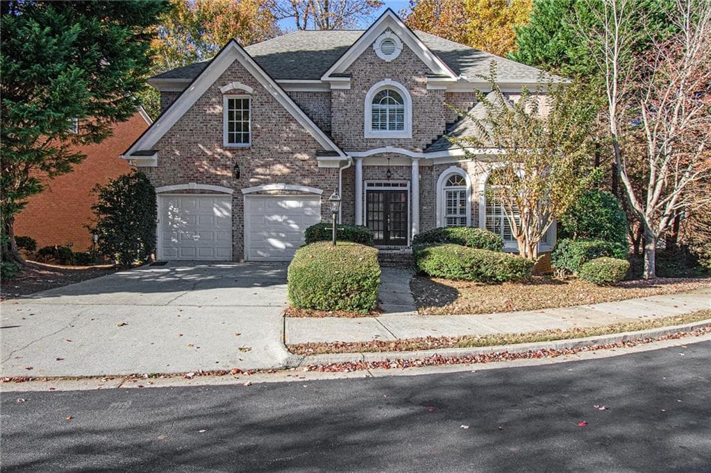 4978 Village Terrace Drive, Dunwoody, GA 30338 — most recent listing photo