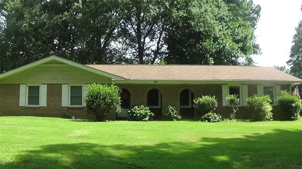 394 Red oak lane, Lawrenceville, GA 30046 — most recent listing photo