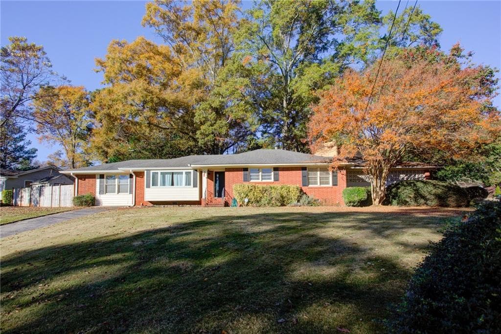 3 bedroom, 3 bathroom, 2,000 sq ft single family residence sold at 3640 Lee Street, Smyrna, GA 30080