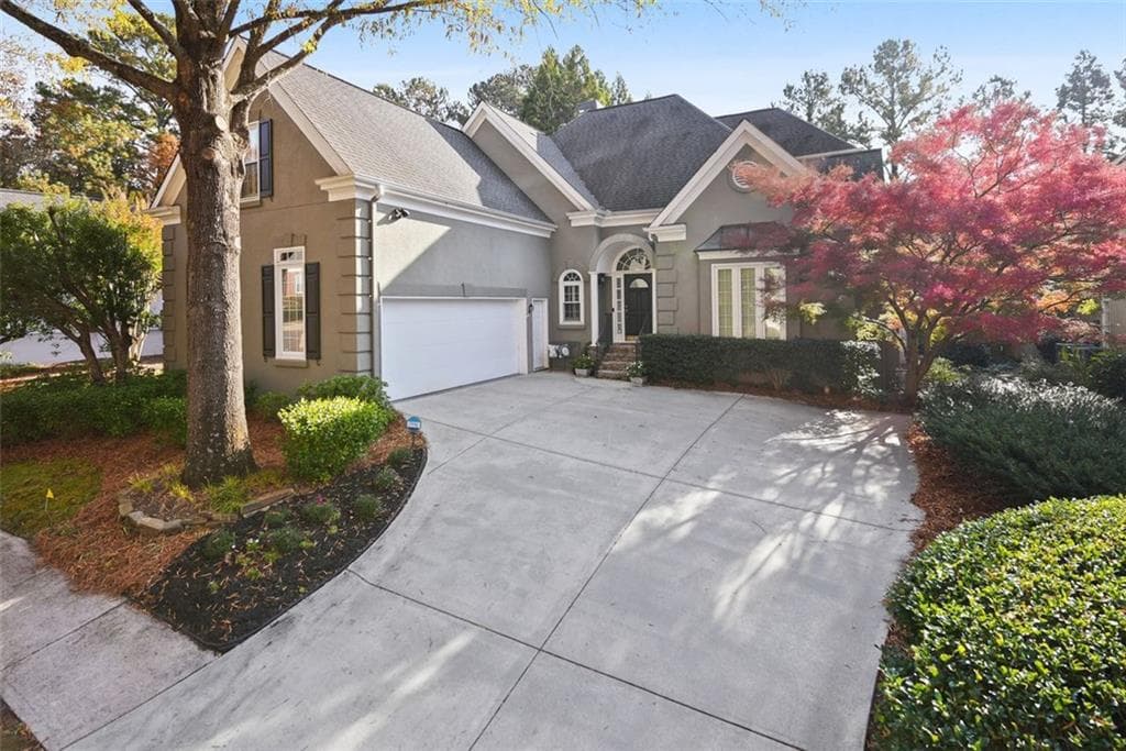 4 bedroom, 6 bathroom, 3,200 sq ft single family residence sold at 1012 OAKPOINTE, Atlanta, GA 30338